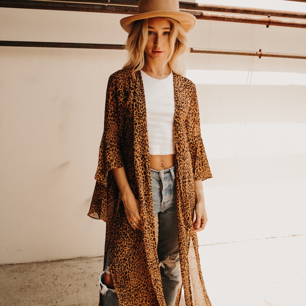 **HOST PICK** LEOPARD DUSTER KIMONO